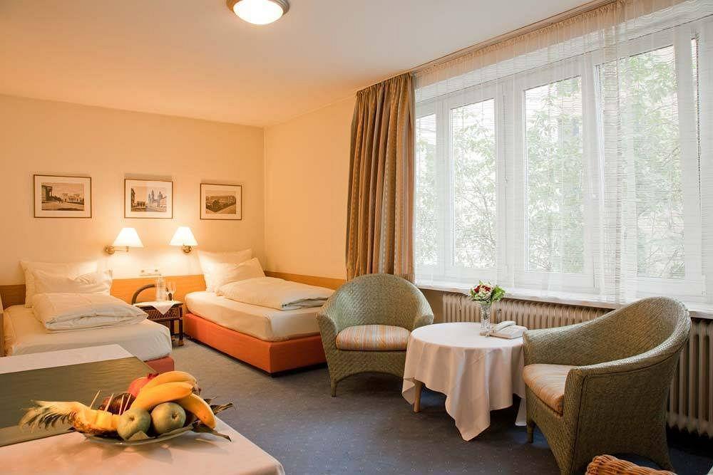 Hotel Lex Im Gartenhof Munich