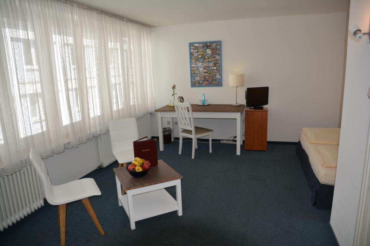 Hotel Lex Im Gartenhof Guest house Munich