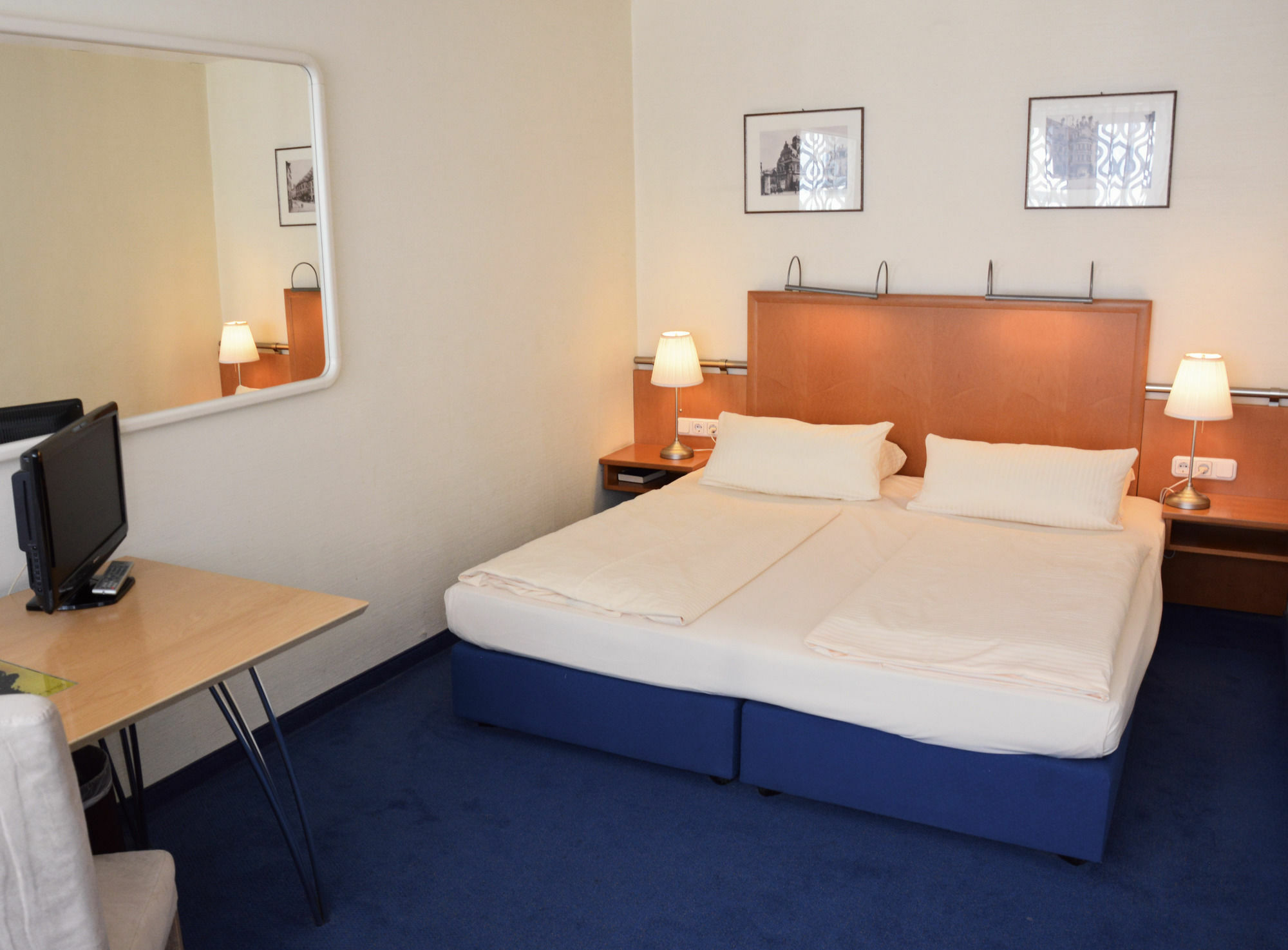 Hotel Lex Im Gartenhof 3*