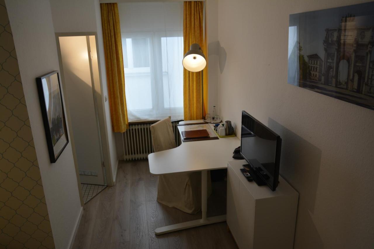 Guest house Hotel Lex Im Gartenhof 3*